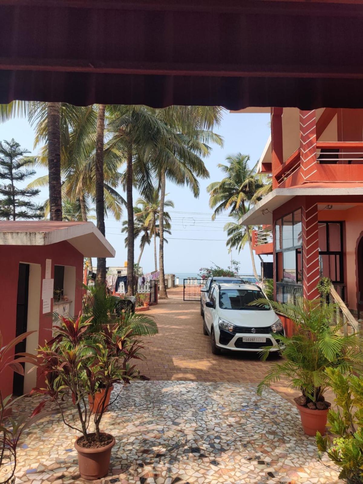 Vāsco Da Gāma Leon Hide Out Guest House מראה חיצוני תמונה