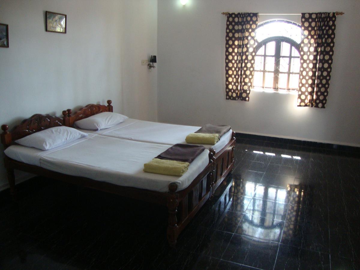 Vāsco Da Gāma Leon Hide Out Guest House מראה חיצוני תמונה