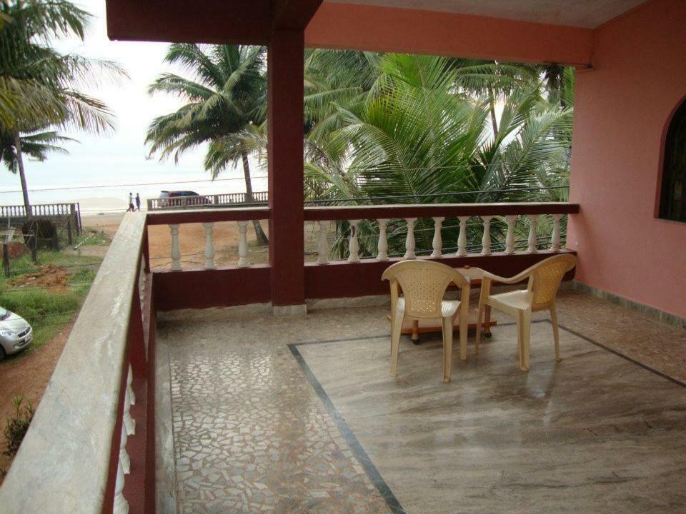 Vāsco Da Gāma Leon Hide Out Guest House מראה חיצוני תמונה
